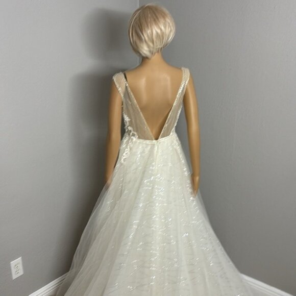 Bianco Vita Wedding Dress Couture Tulle A-line Size 10 NEW - Picture 14 of 16